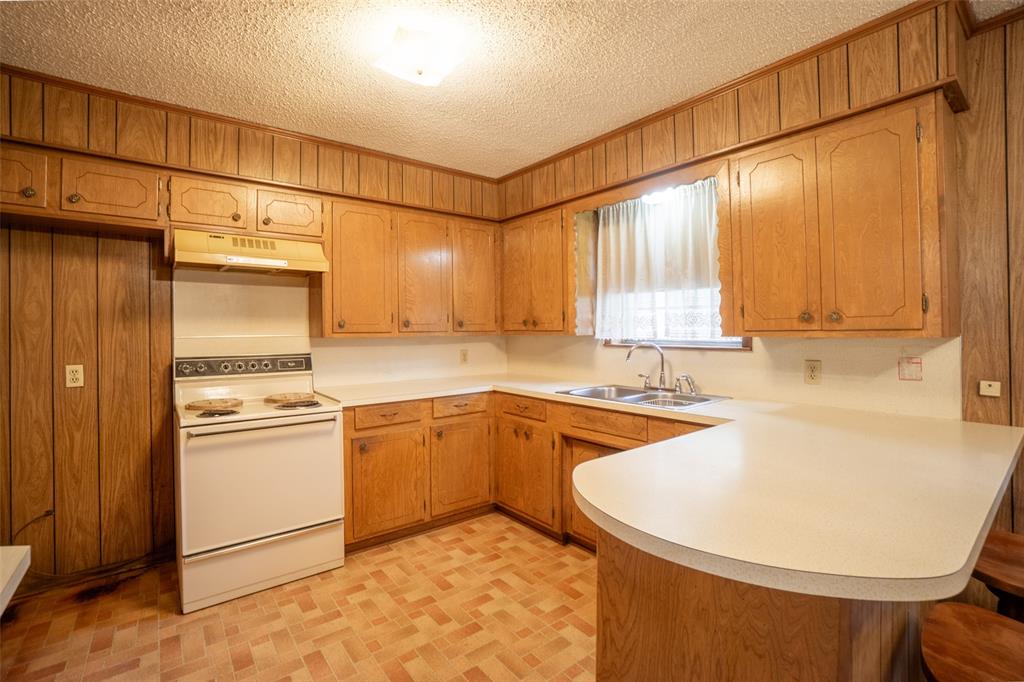 G DEL TORO - Residential