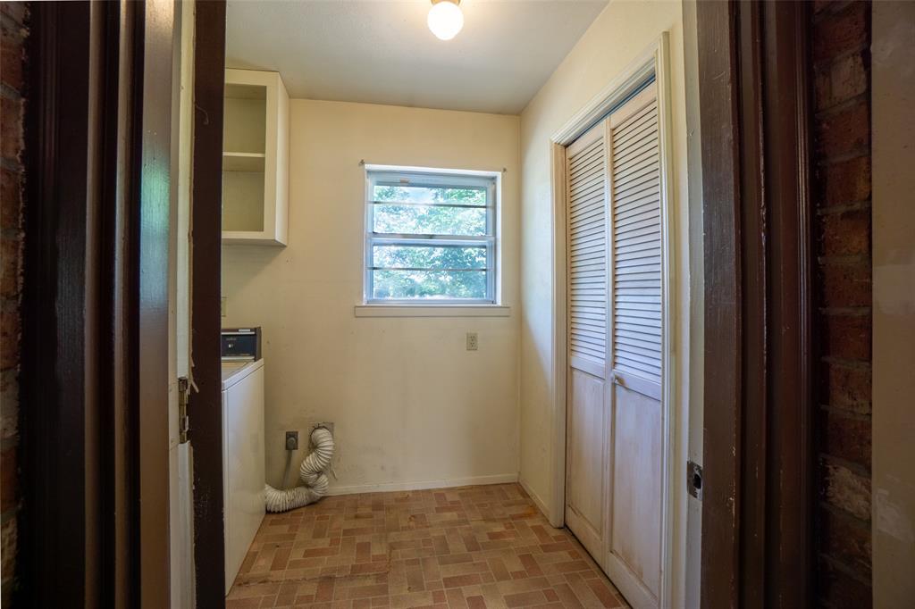 G DEL TORO - Residential