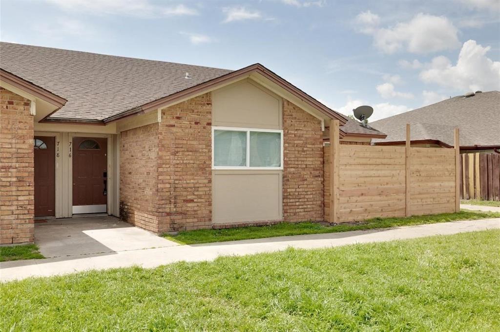 716 E Pecan Street 716-722