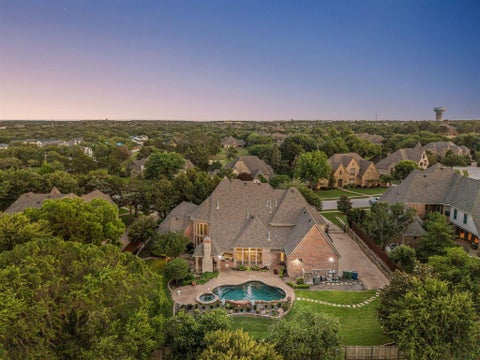 Photo of 324 Oak Pointe Lane, Southlake, TX 76092 (MLS # 21259508)