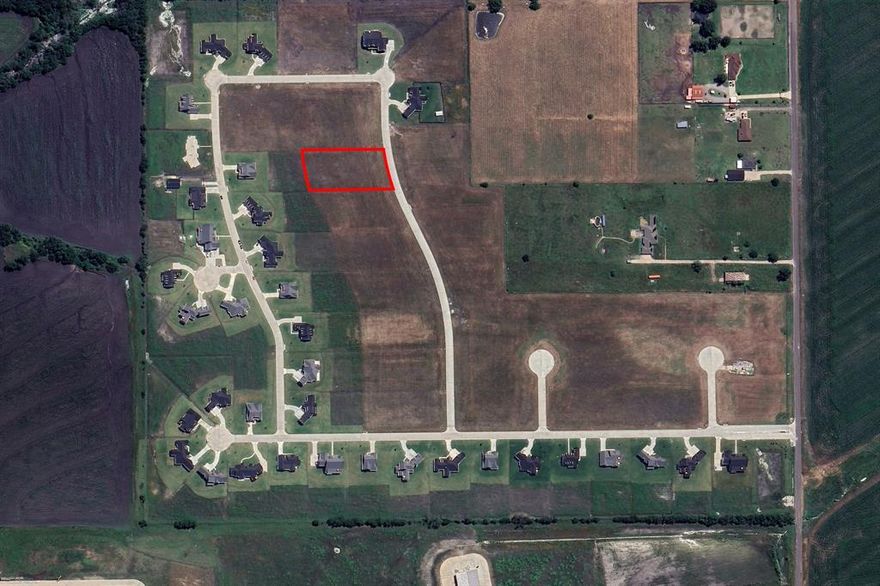 Finally! Luxury 1+ acre lots at affordable prices in the booming DFW area. Lexington Heights Community boasts concrete streets, fiber-optic high-speed internet, the ability to have a guest home, a shop, or an RV garage – all with NO PESKY HOA! Bring your own builder and pick any of the still available amazing 1+ acre Lots! Lexington Heights is a new community developed by Cope Equities and Cope Homes, where you can build your home alongside the beautiful Craftsman and Farmhouse style homes already existing in the community. Find us adjacent to the highly desired Community High School and just a few short blocks from other Community ISD schools. Come and see!