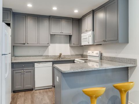 5326 Fleetwood Oaks Avenue 247 Dallas TX 75235