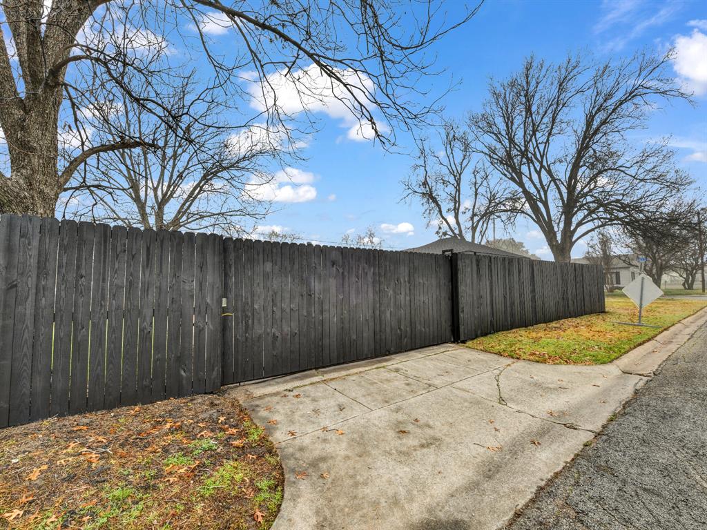 Redford Place Addition - Residential