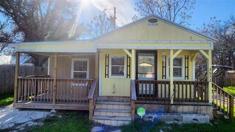 3852 Avra Circle Granbury TX 76048