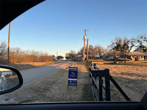 A home in Palo Pinto