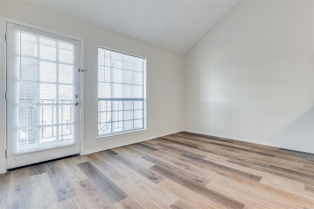 6108 Abrams Road 424