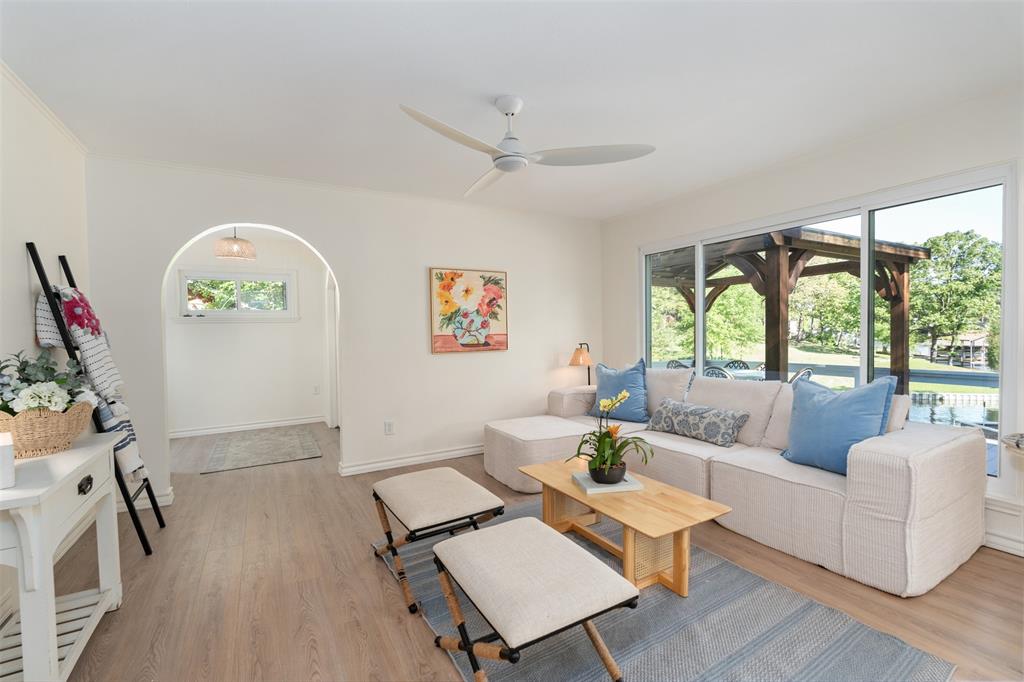 Point La Vista - Residential