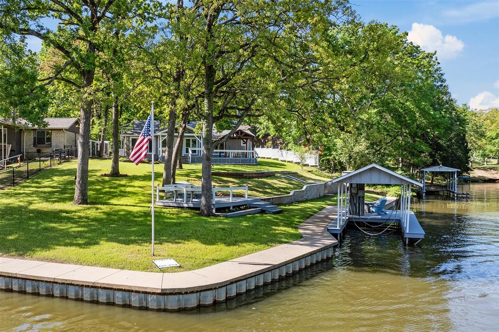 Point La Vista - Residential