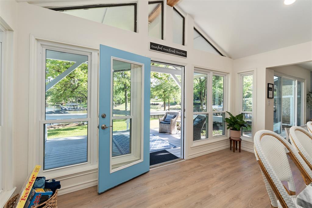 Point La Vista - Residential