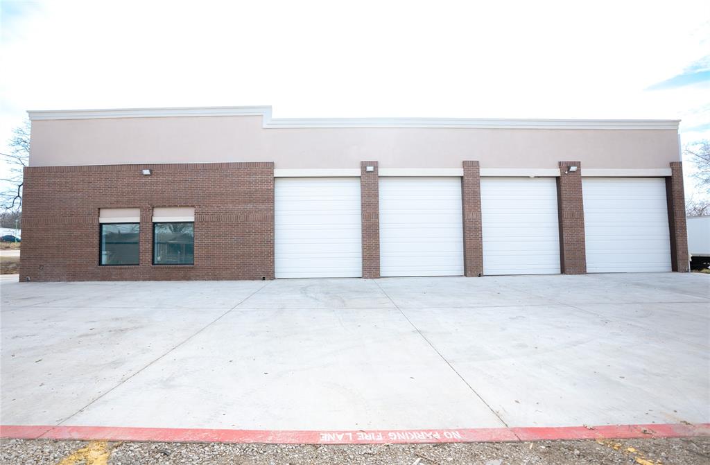 535 W Kennedale Parkway