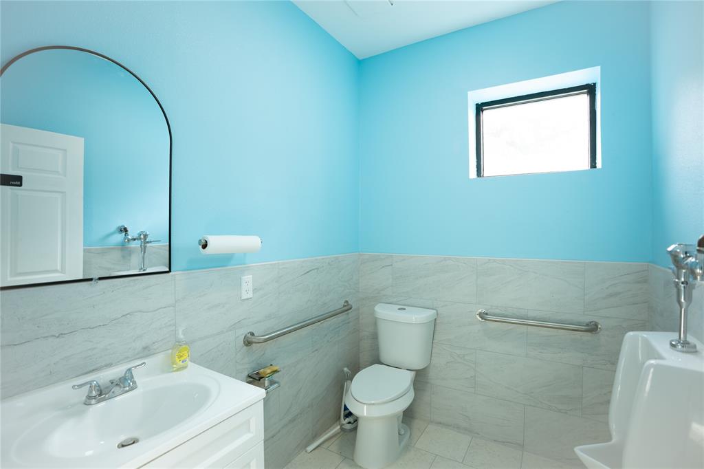 Woodlea Acres Add - Commercial Sale