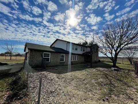 A home in Waxahachie