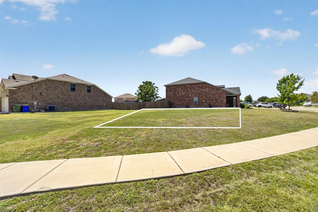 2710 Old Farm Drive