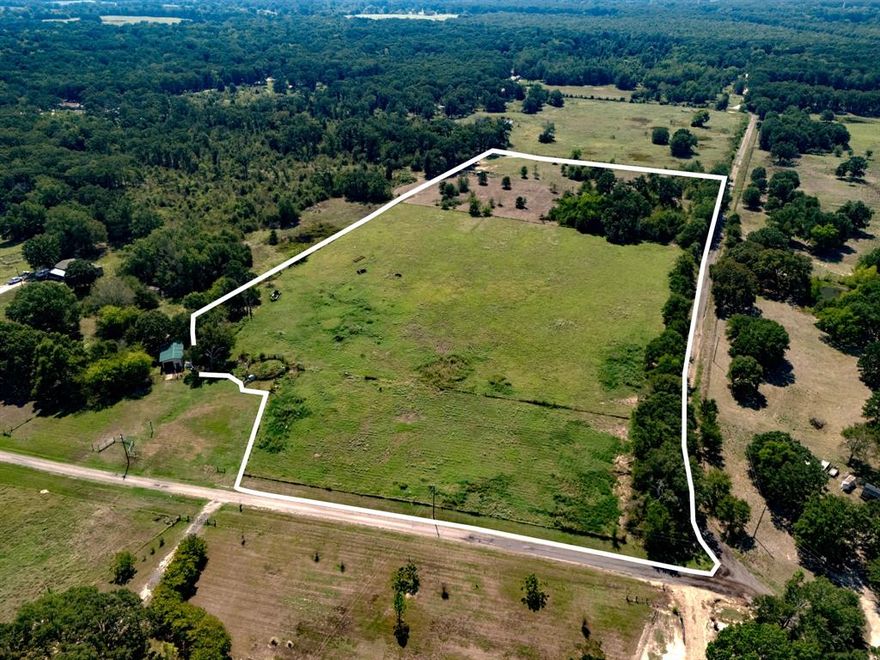 14.57-acre tract featuring with natural character and ample space. This property provides opportunity for a variety of uses, subject to local regulations. Located near Dike in Hopkins County, Texas, the land is just a short drive from Sulphur Springs, providing access to shopping, schools, and local amenities. Near Lake Hawkins and Lake Sulphur Springs which offer recreational opportunities and scenic surroundings. Its size and wooded features make this a distinctive offering in the area.