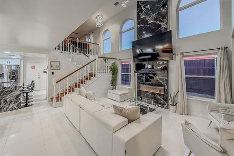 1349 Jeanette Way Carrollton TX 75006