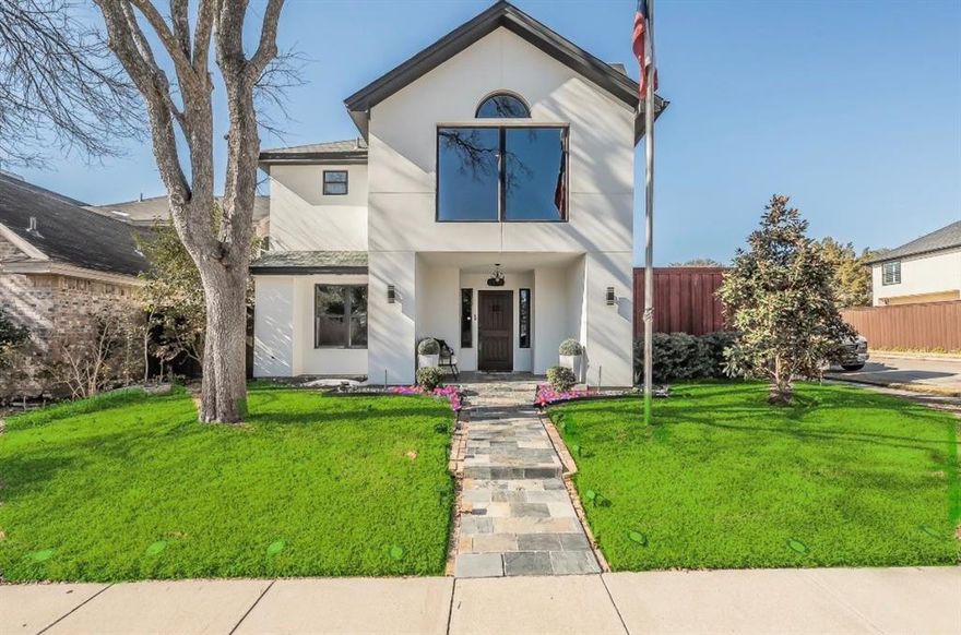 Move-in ready home with no HOA in a quiet, established Carrollton neighborhood near Dallas. Light-filled interior with soaring ceilings, open-concept layout, and a dramatic floor-to-ceiling fireplace.
Flexible floor plan with downstairs bedroom and full bath—ideal for multigenerational living, guest suite, or home office. Updated kitchen with granite countertops, abundant cabinetry, and ample prep space.
Spacious primary suite with fireplace and skylights. Private backyard with 8-ft fence and covered patio—perfect for entertaining. Epoxy-floor 2-car garage + carport for up to 3 vehicles.
Prime location near highways, shopping, dining, and parks. Functional, flexible, and designed for modern living. Schedule your showing today.