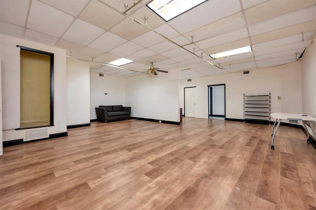 Hyde Park Add - Commercial Sale