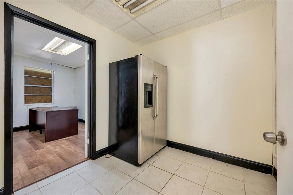 Hyde Park Add - Commercial Sale