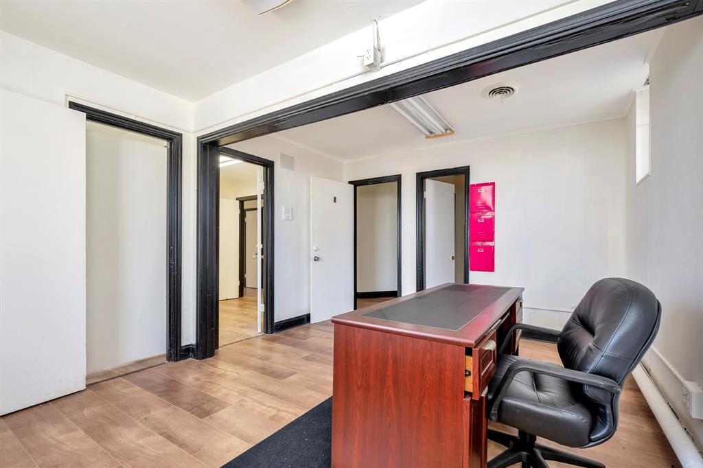 Hyde Park Add - Commercial Sale