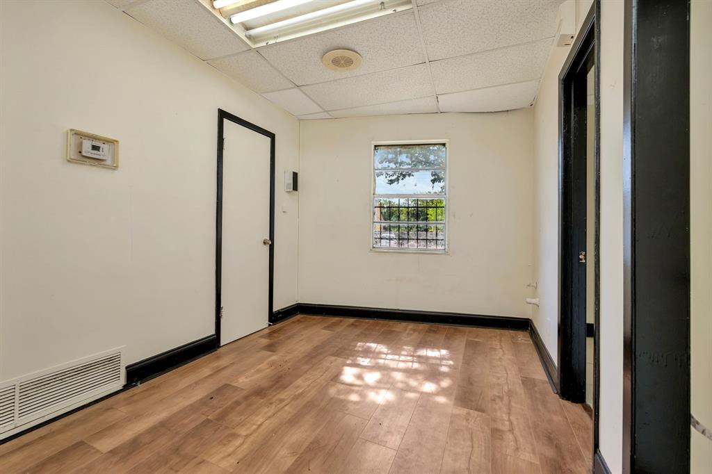 Hyde Park Add - Commercial Sale