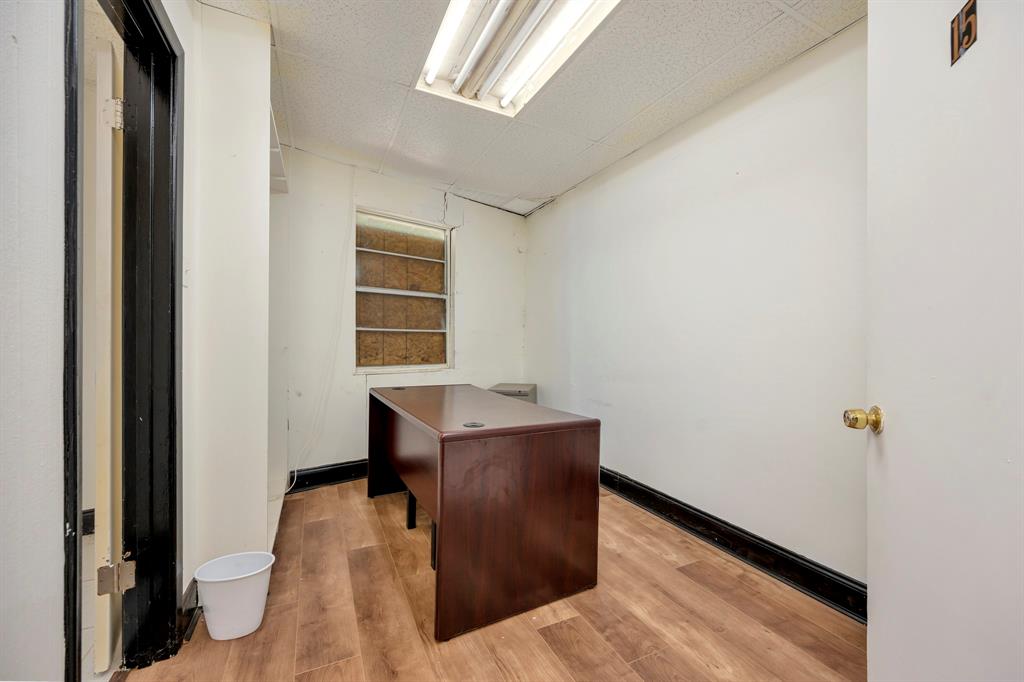 Hyde Park Add - Commercial Sale