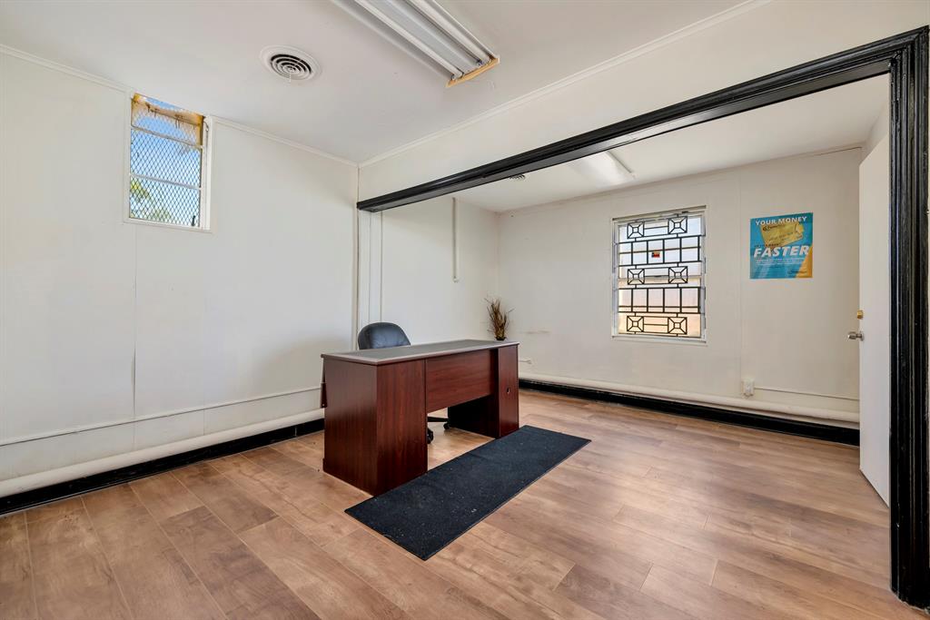 Hyde Park Add - Commercial Sale