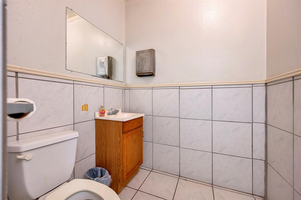 Hyde Park Add - Commercial Sale