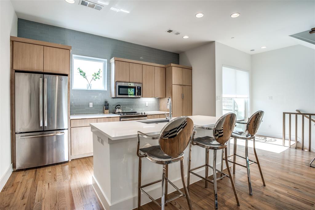 Bon View Place - Residential Lease