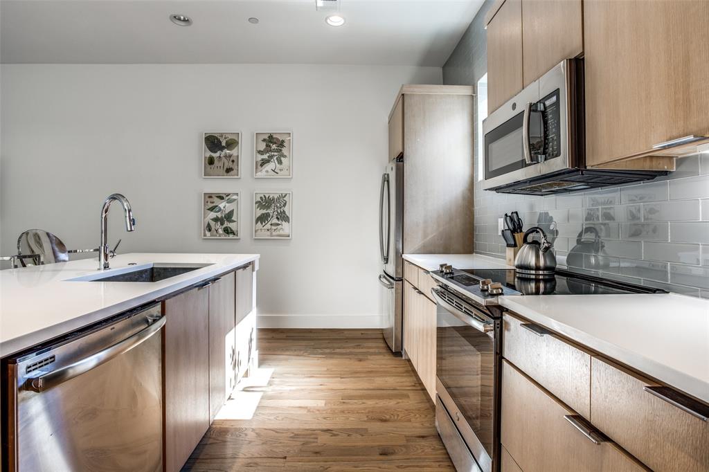 Bon View Place - Residential Lease