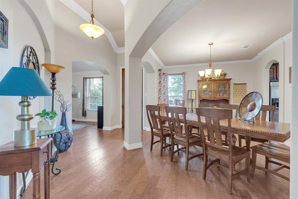 1700 Goldenrod Lane
