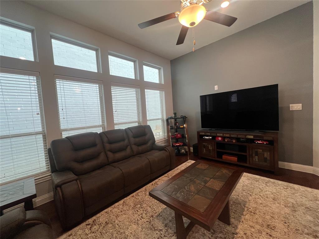 4718 Misty Rose Way