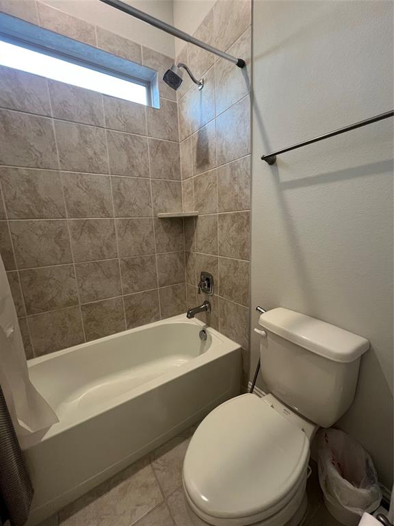 4718 Misty Rose Way