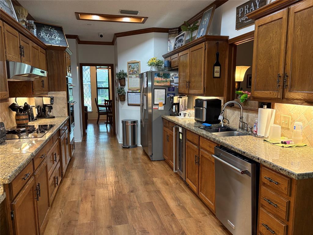 Parkway North - Commercial Sale