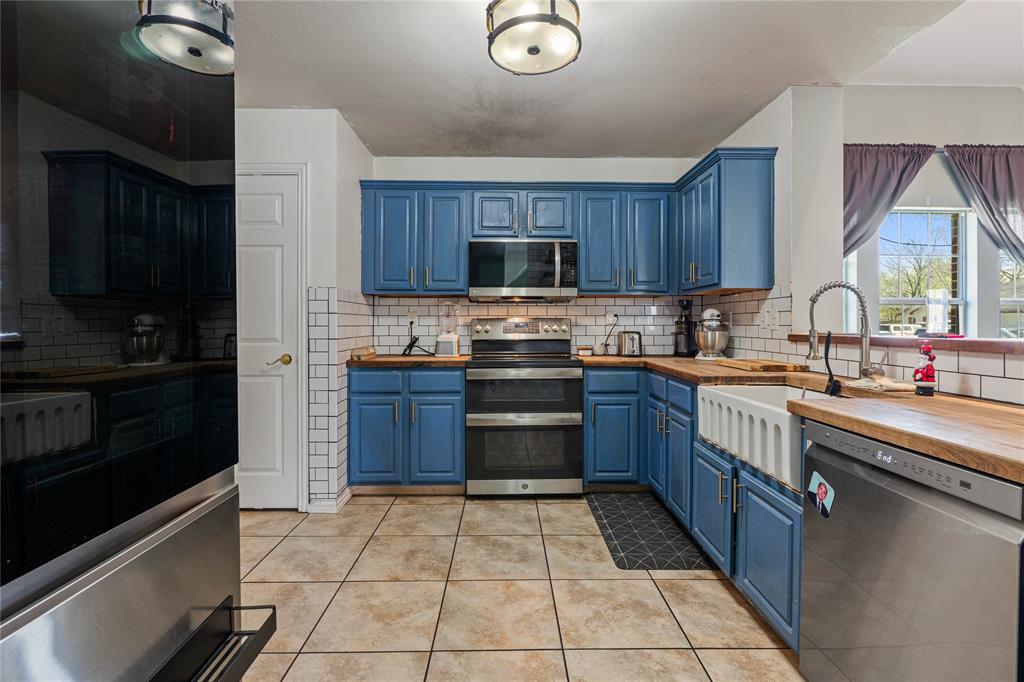 W J S Russell 4th Add - Residential