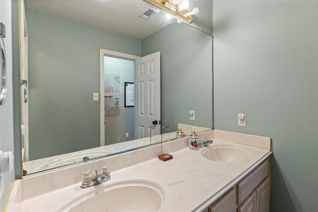 W J S Russell 4th Add - Residential