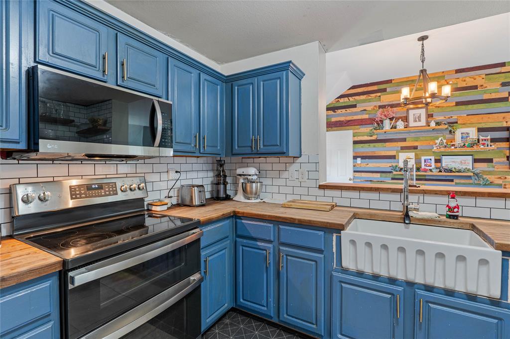 W J S Russell 4th Add - Residential