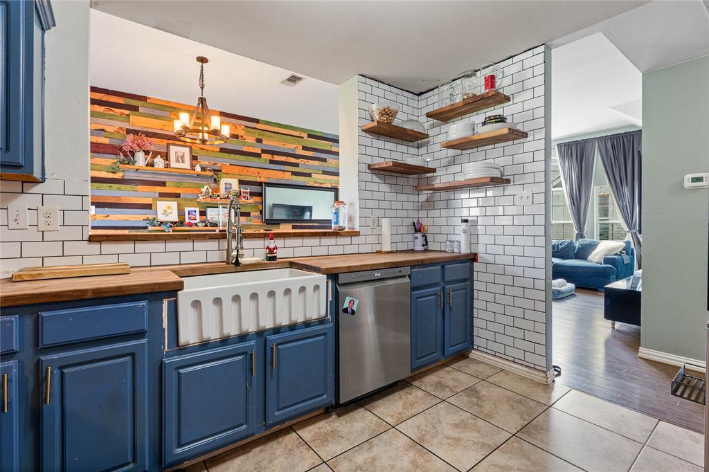 W J S Russell 4th Add - Residential