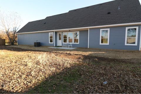 A home in Cleburne