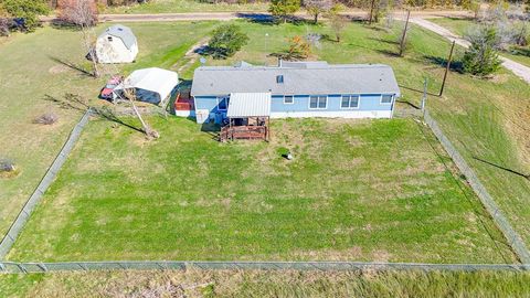 A home in Corsicana