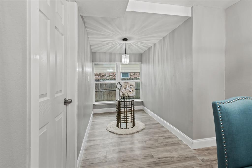 Lake Crest 02 - Residential