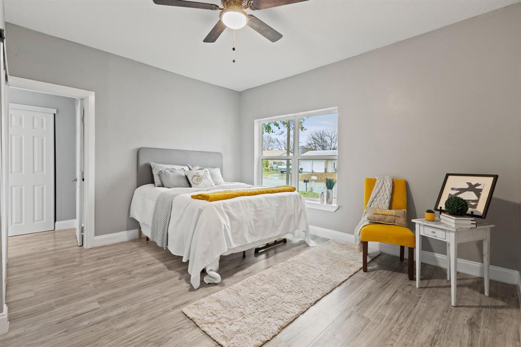 Lake Crest 02 - Residential