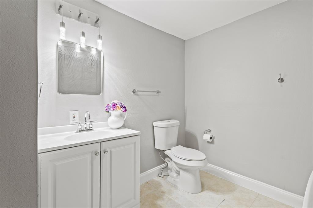 Lake Crest 02 - Residential