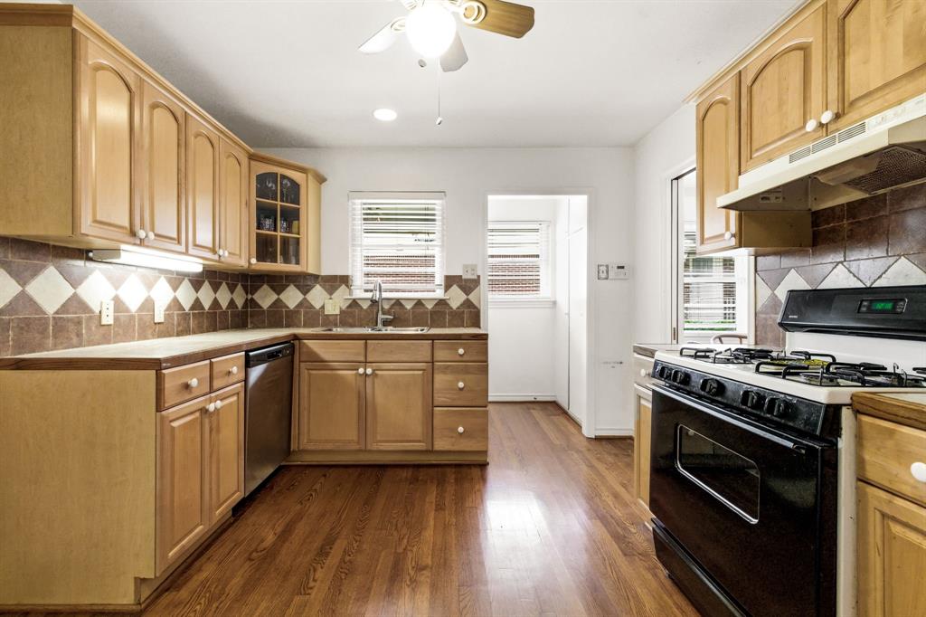 Caruth Terrace - Residential Income