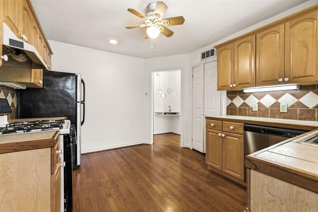 Caruth Terrace - Residential Income