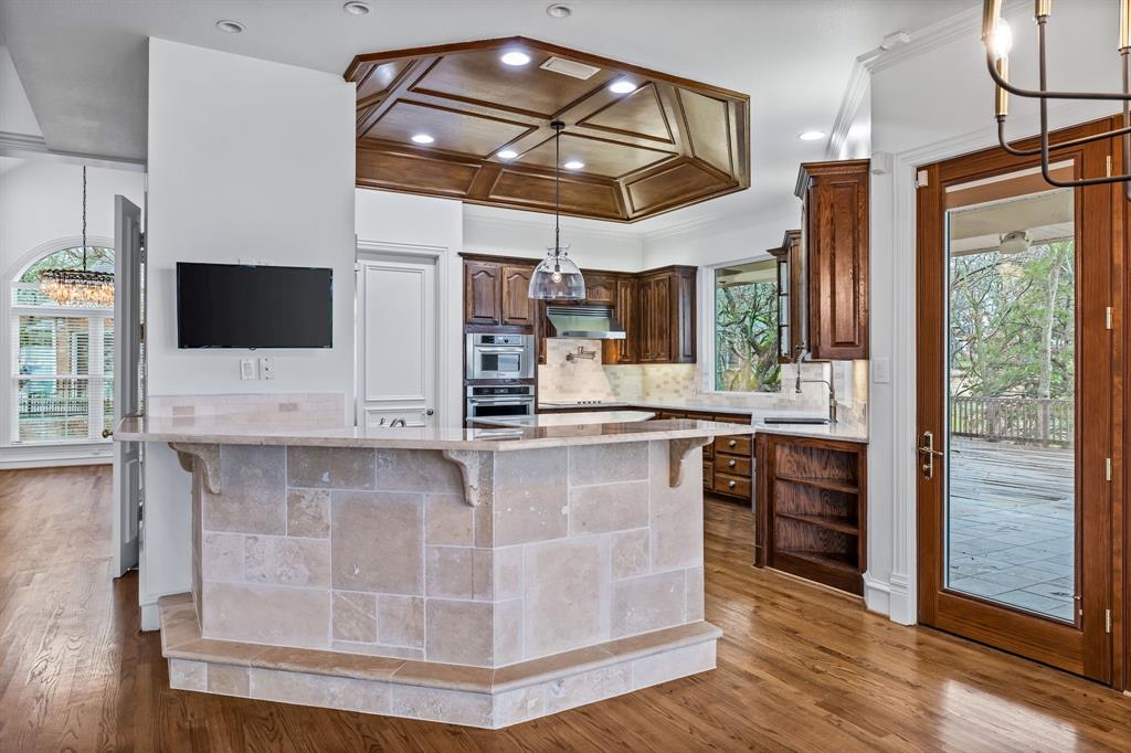 Emerald Sound At Lake Lewisvil - Residential