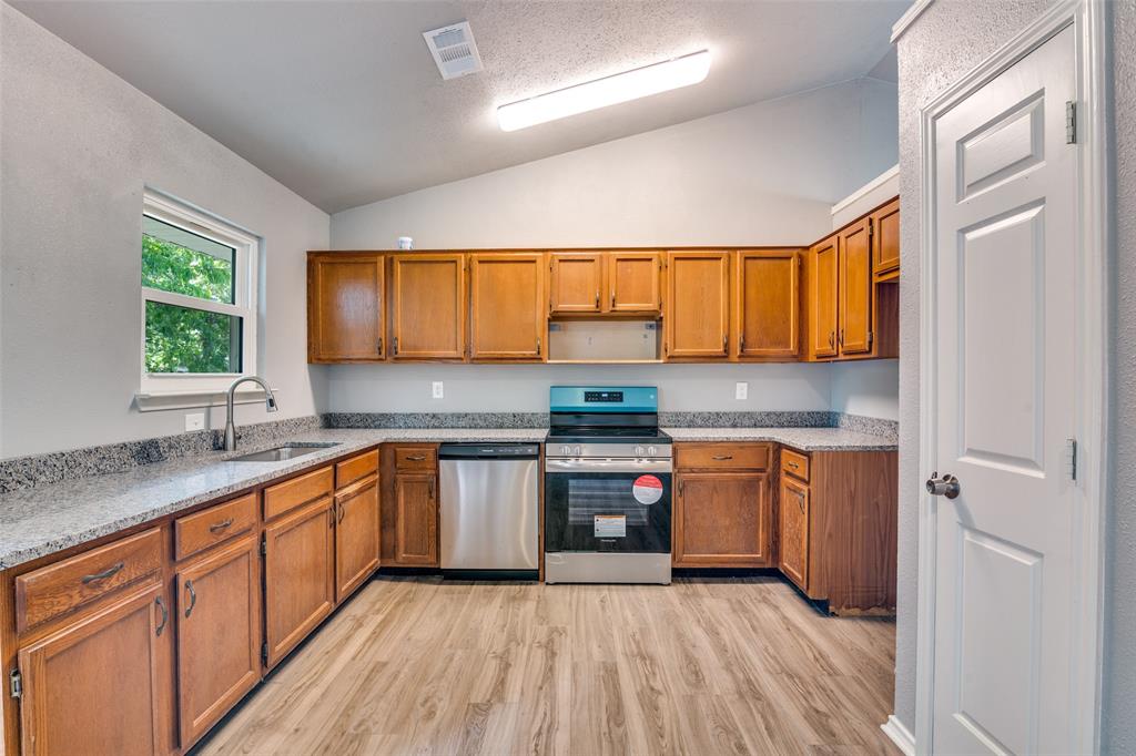 320 Egret Circle