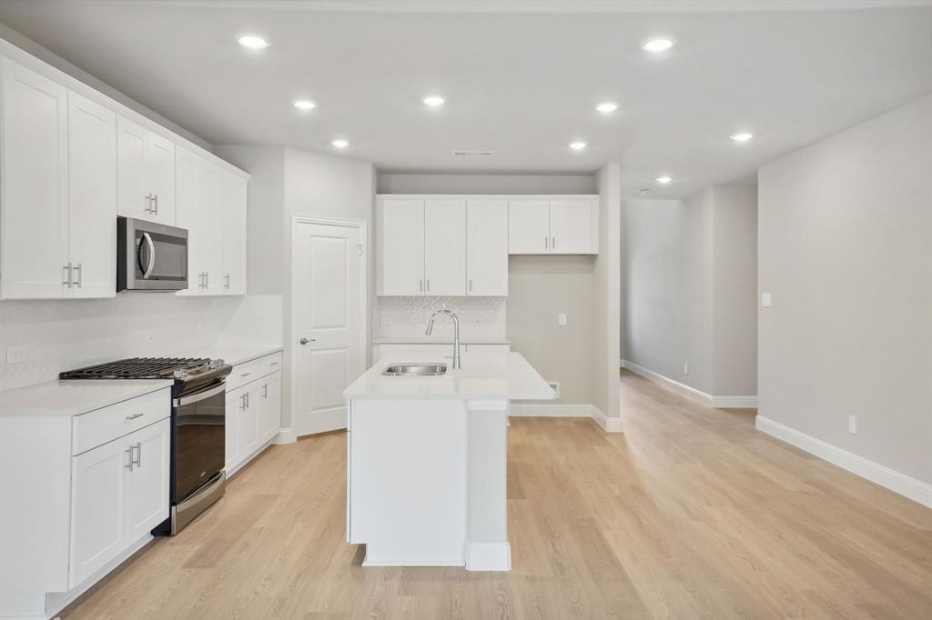 3509 High Valley Drive