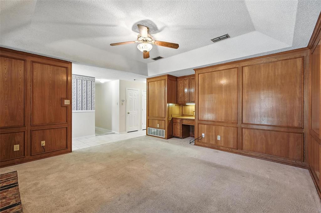 4111 Blossom Trail