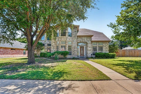 Photo of 7402 Silver Lake Drive, Rowlett, TX 75089 (MLS # 21358358)