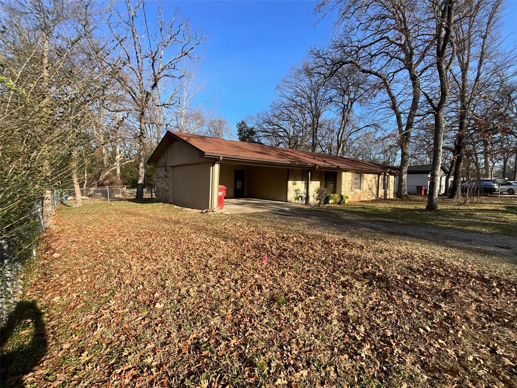 1361 Shady Lane - Photo 2